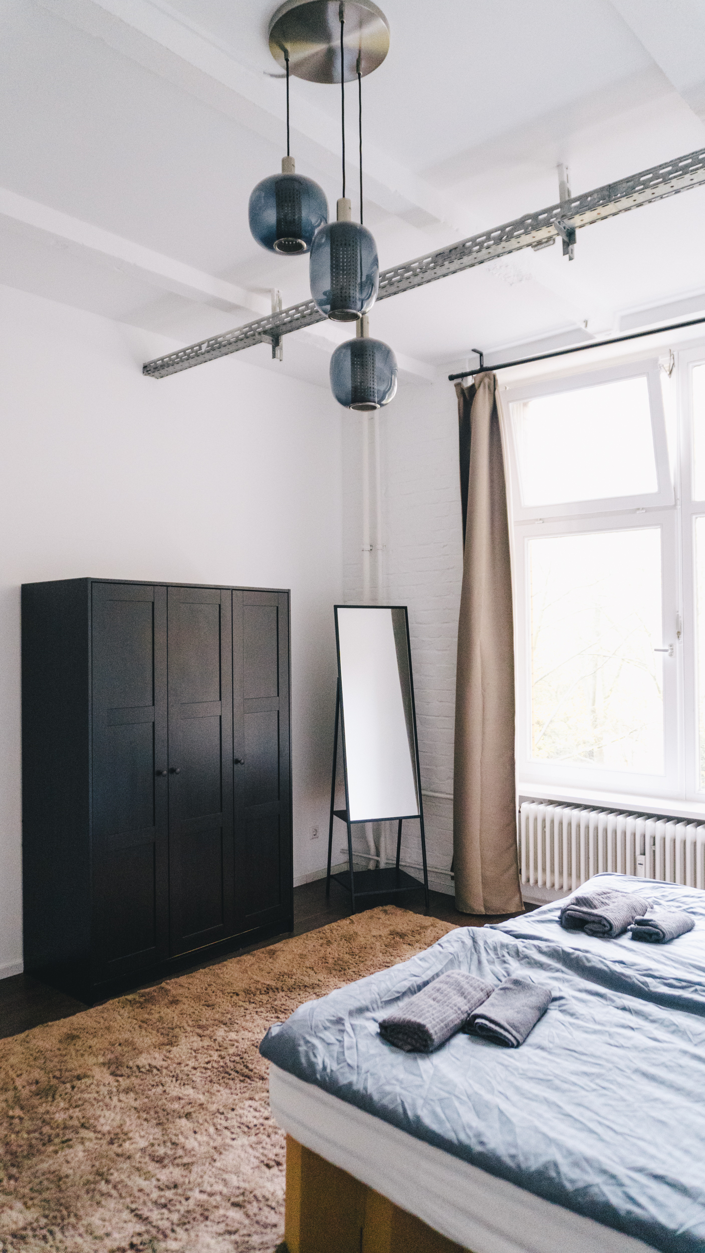 BONNIE DRES Airbnb by Marc Moudí-36