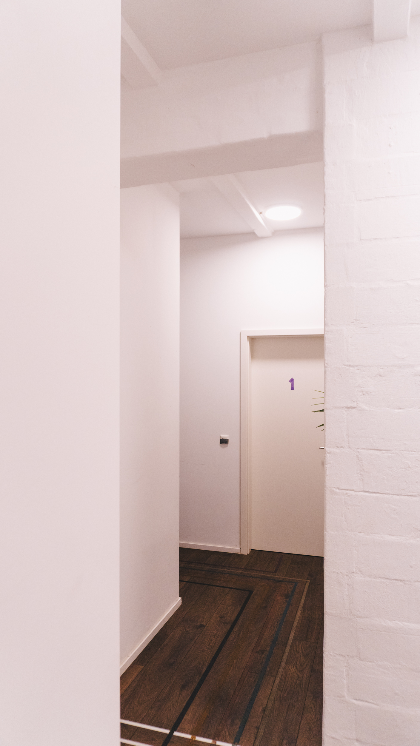 BONNIE DRES Room 1