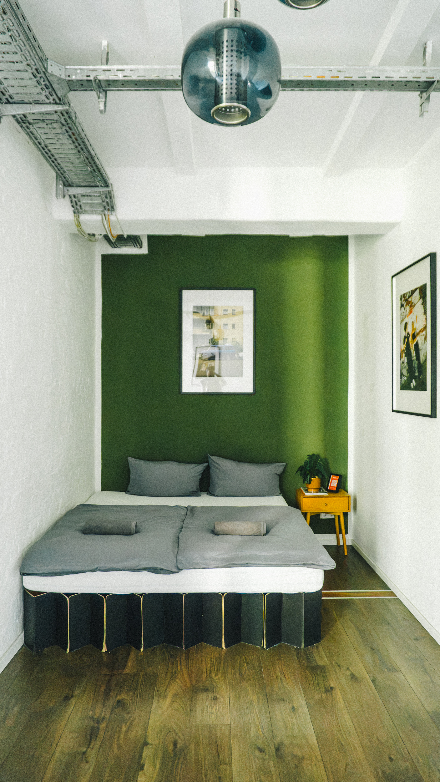 BONNIE DRES Room 6a