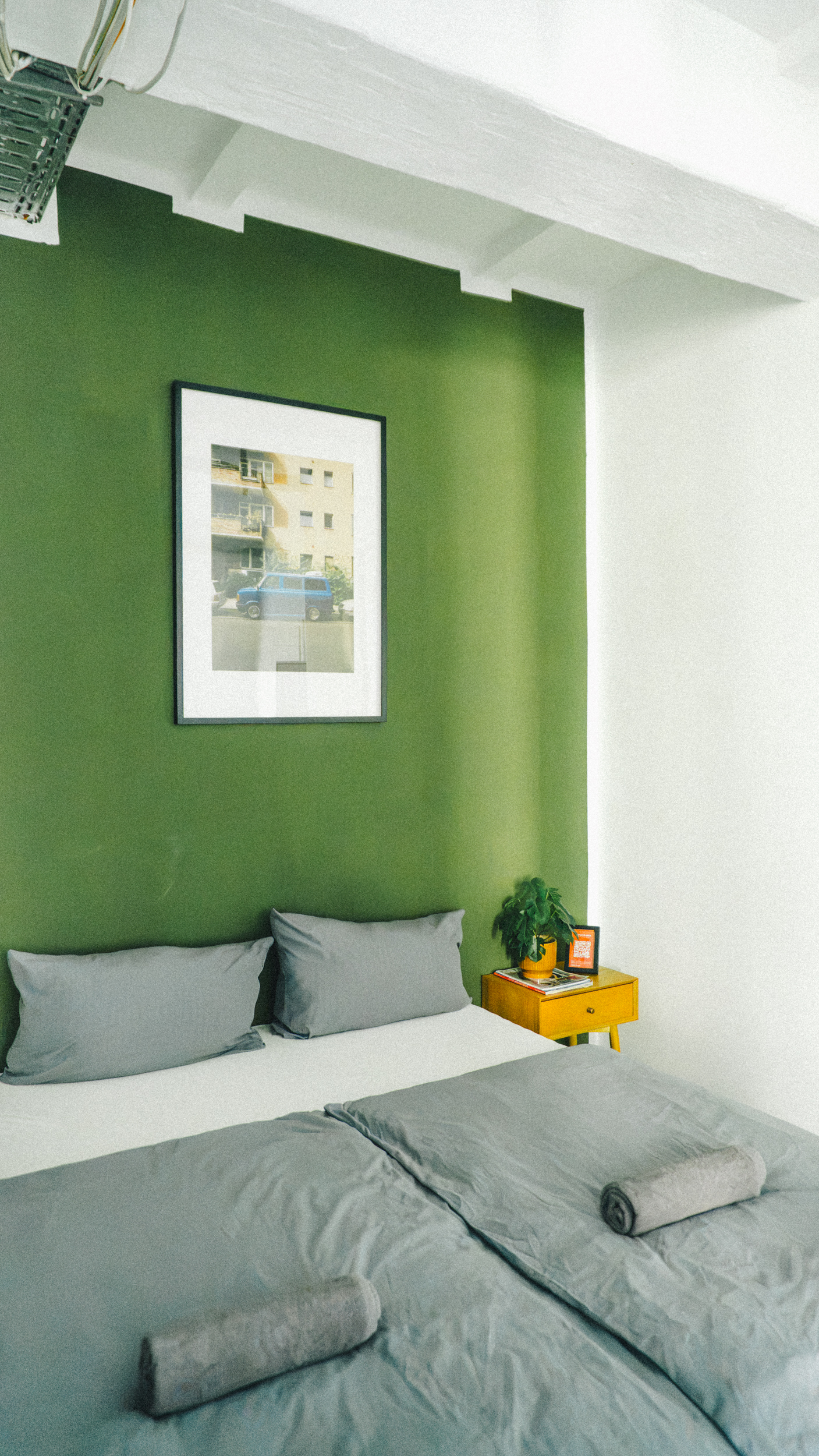 BONNIE DRES Room 6c