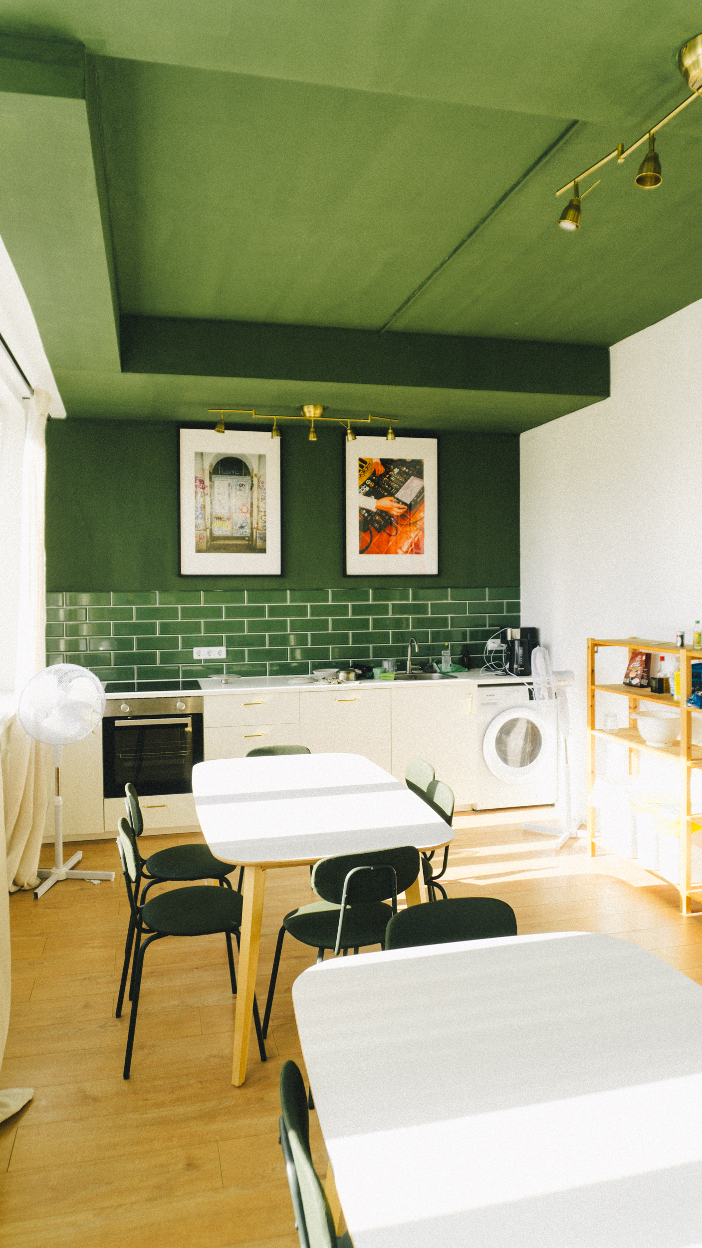 BONNIE MALU Kitchen c