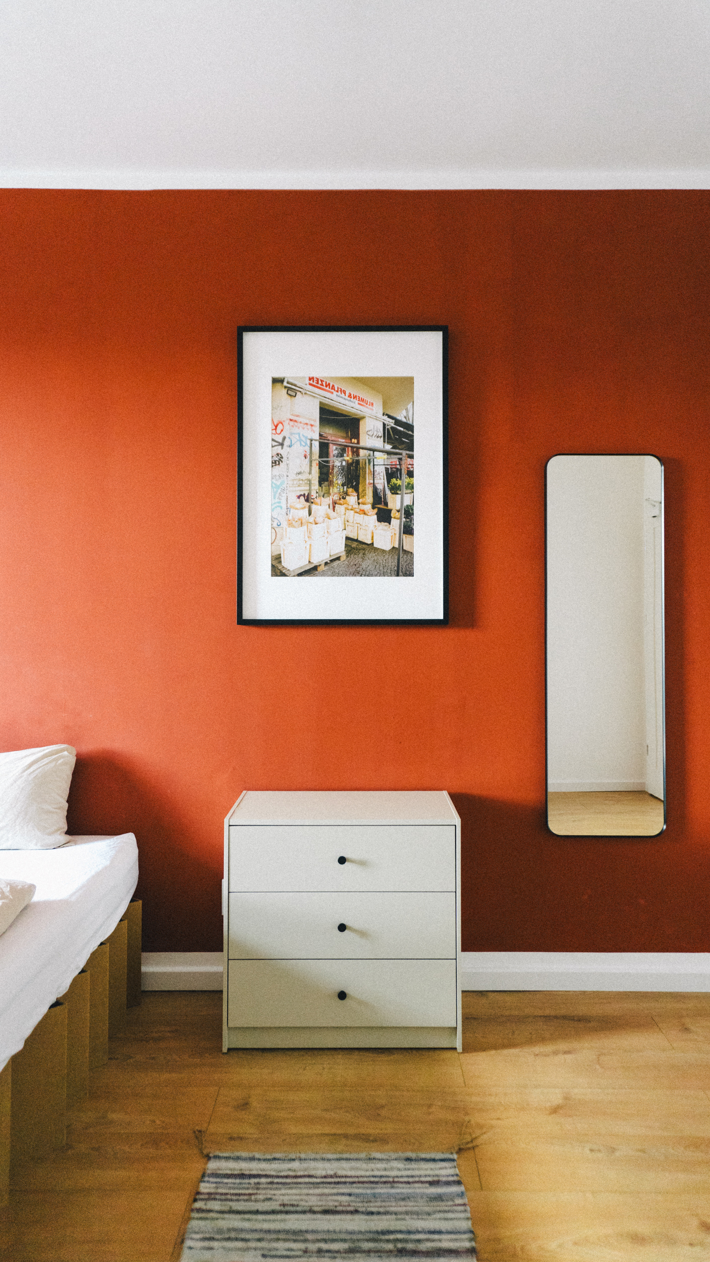 BONNIE MALU Room 11j