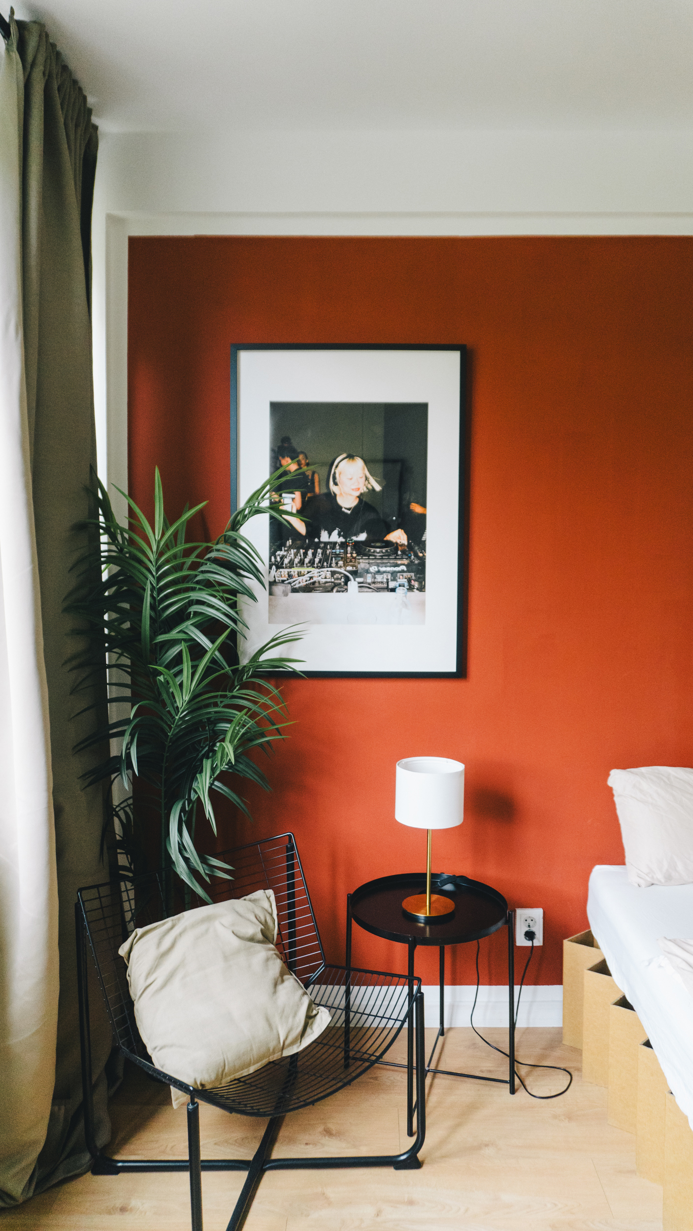 BONNIE MALU Room 9e