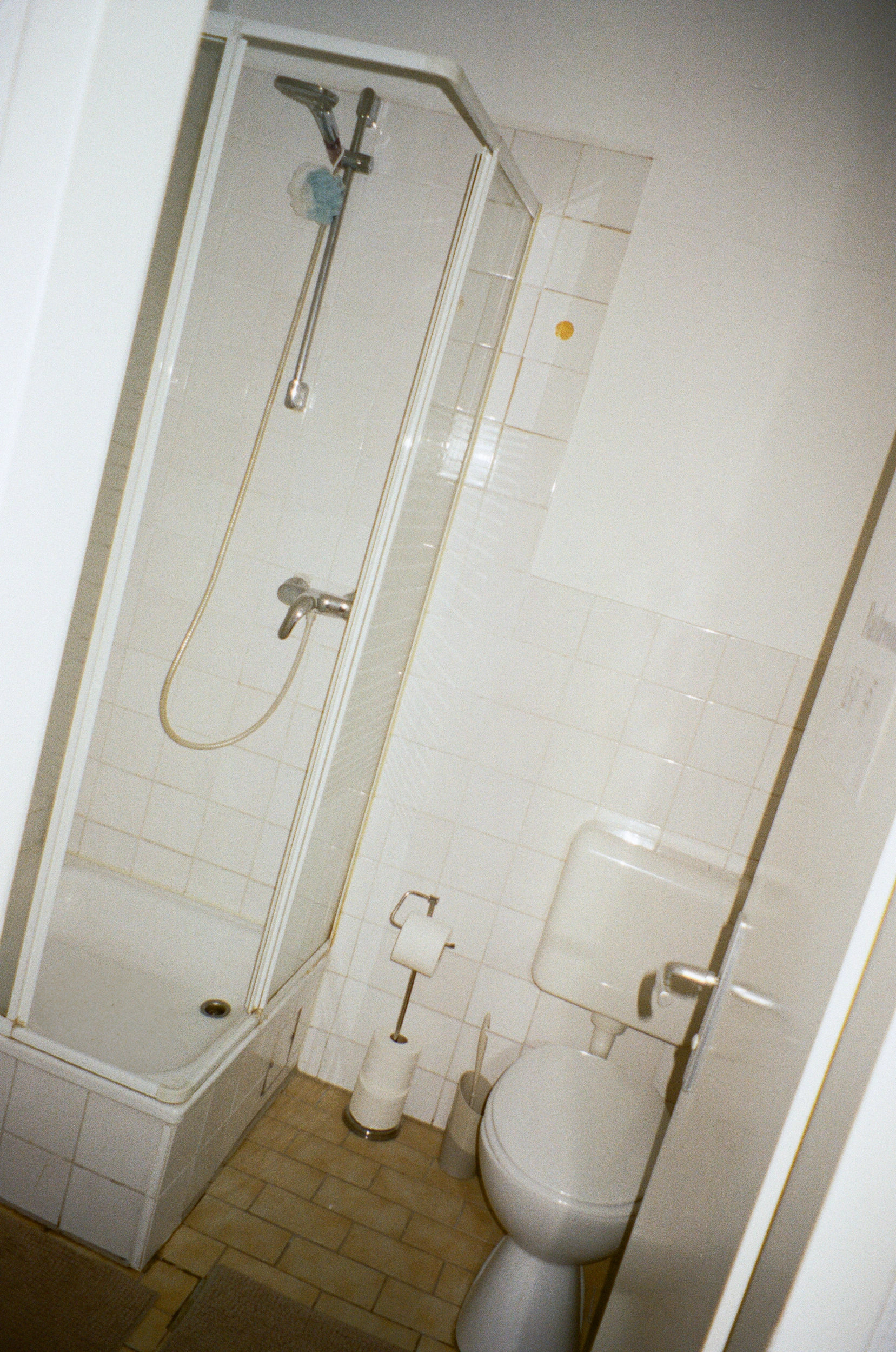 BONNIE MUSII Bathroom by Marc Moudí 09