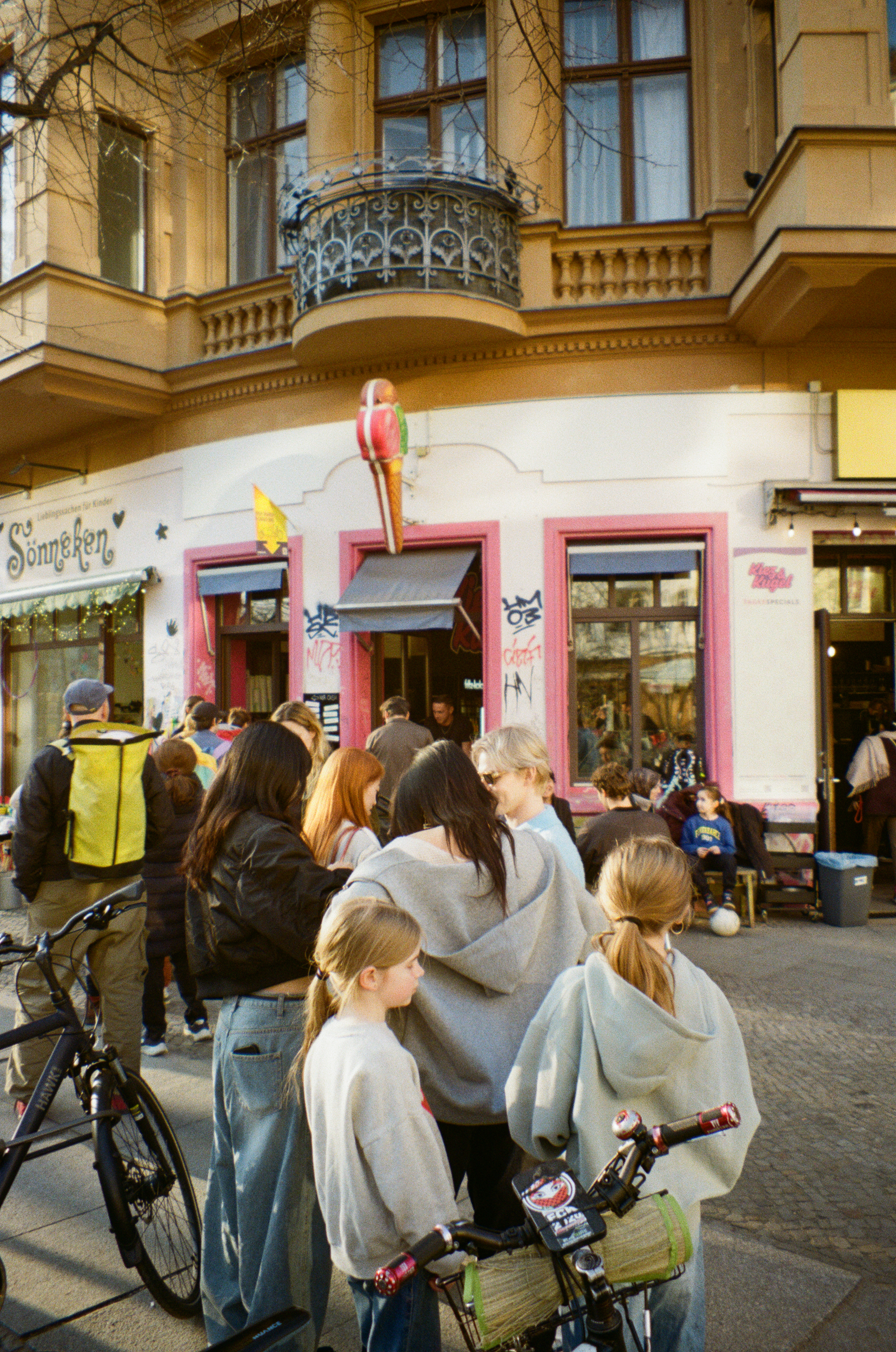 BONNIE - Tue x Gang by Marc Moudí-23